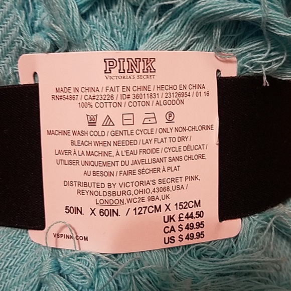 VS PINK Beach Blanket NWT - Picture 4 of 4